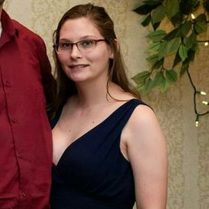 Meet your Posher, Desiree